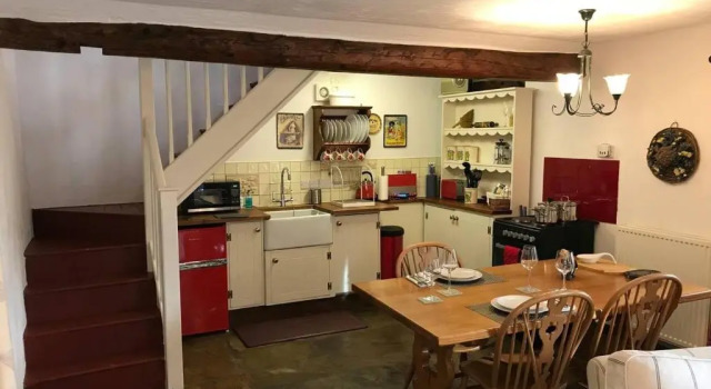 Коттедж Beautiful Luxury Cottage on Lake Side, England