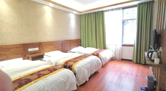 Номер Comfort Yishan Inn