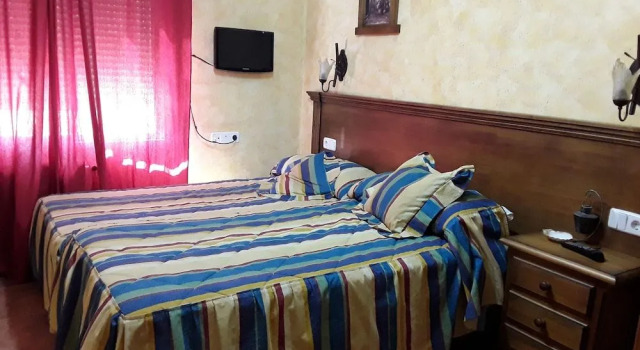 Casa Rural Alonso Quijano El Bueno, Book Hotel Hoteller i Castilla-La Mancha med parkering, Parkering