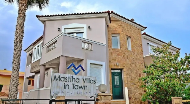 Mastiha Villas in Town