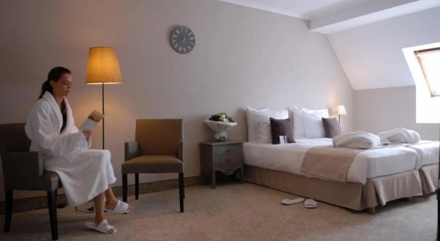 Полулюкс Hotel Quartier Latin
