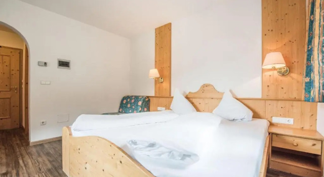 Одноместный номер Classic с балконом Hotel Rosenheim
