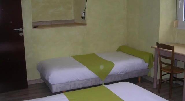 Номер Standard Hôtel Le Saint Pierre à St-Pierre de Chignac en Périgord