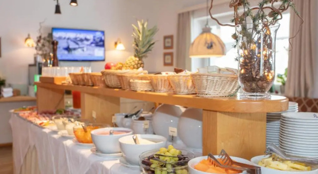 Pension Pinzgauer Hof, Забронировать Отель Мария-Альм High King Mountain