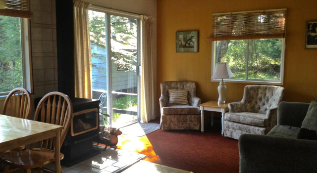 Driftwood Village Cottages, Prenota Hotel Galiano Galiano Island
