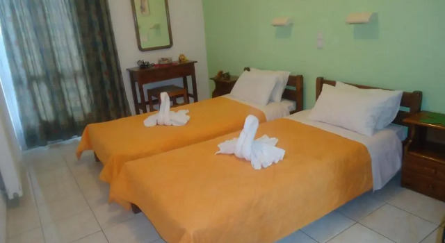 Студия Saloustros Apartments