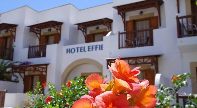 Одноместный номер Standard с балконом и с красивым видом из окна Effie Hotel