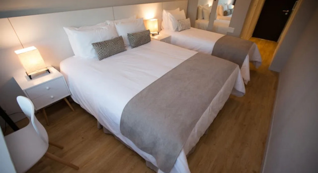 Трёхместный семейный номер Standard Gran Hotel Flores