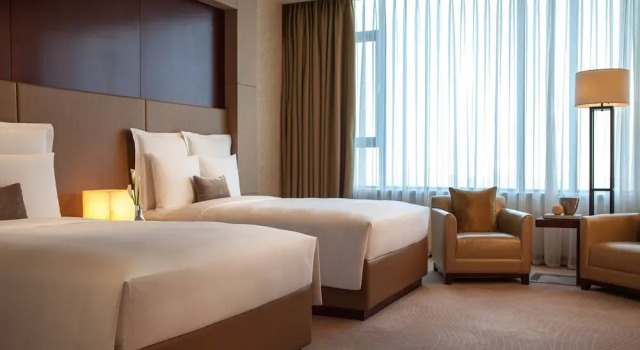 Двухместный клубный полулюкс Renaissance Tianjin Lakeview Hotel