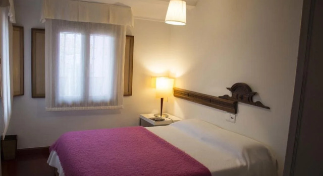 La Púrpura de San Julián, Rezerwuj Hotel Hotele w Baskonia z parkingiem, Parking