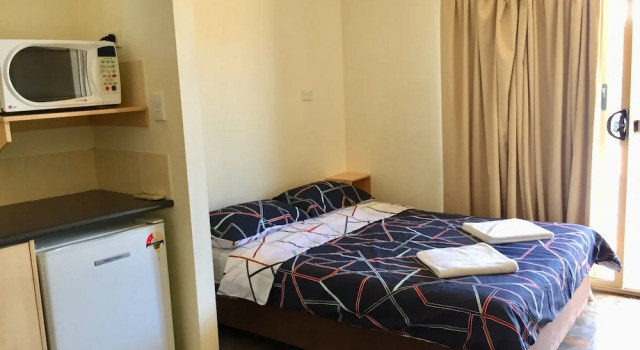 Семейный номер Standard Inland Oasis Motel