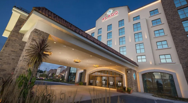Четырёхместный номер Premium Del Lago Resort & Casino