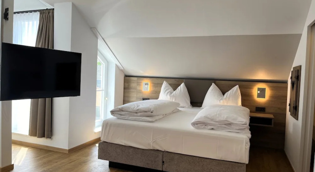 Семейный номер Standard WESTSIDE Hotel