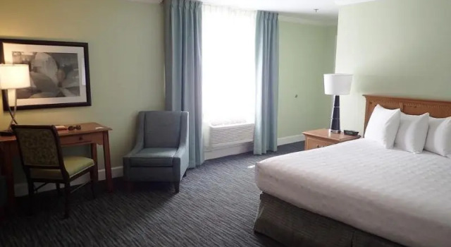 Номер Standard The University Inn at Emory