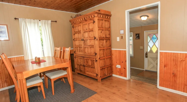 Lil Cabin, Забронировать Отель Отели в центре Биг-Бэар-Сити, в центре