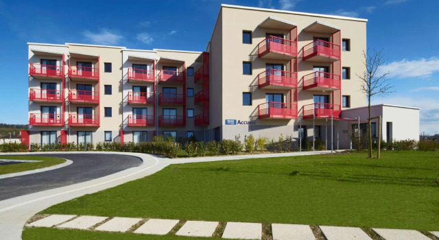 Четырёхместные апартаменты c 1 комнатой Kyriad Prestige Residence & Spa Cabourg-Dives-sur-Mer