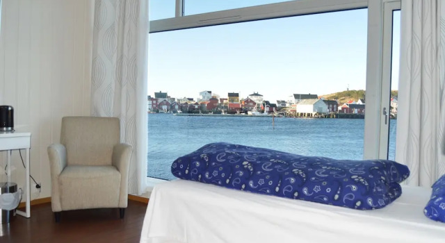 Sula Rorbuer og Havhotell, Rezervovat Hotel Hotely v Froya se snídaní, Snídaně
