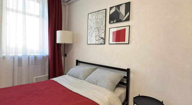 Cozy studio at the Riga railway station, Book Apartment Moscow Russia