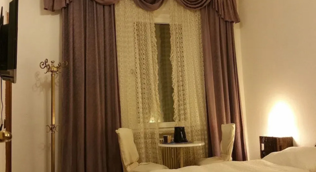 Hotel Five Seasons, Varaa Hotelli Hotellit Baijeri pysäköinnillä, Pysäköinti