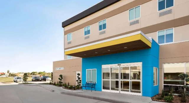 Super 8 By Wyndham Beaumont I-10/Walden Rd, Réserver Hôtel Beaumont Texas Gulf Coast