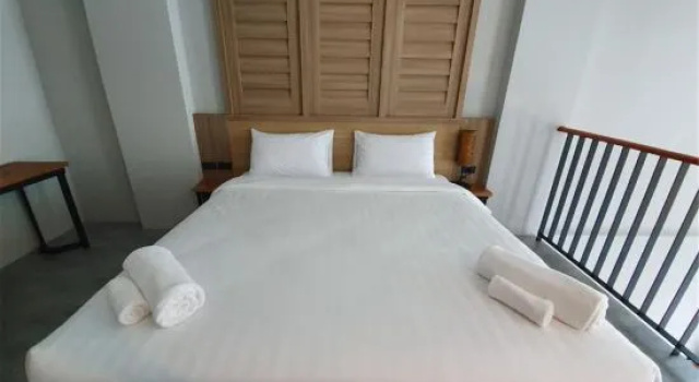 Номер Standard Дуплекс Atom Phuket Hotel
