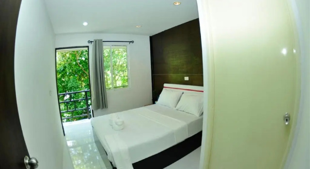 Двухместный номер Standard с балконом Kitty Guesthouse