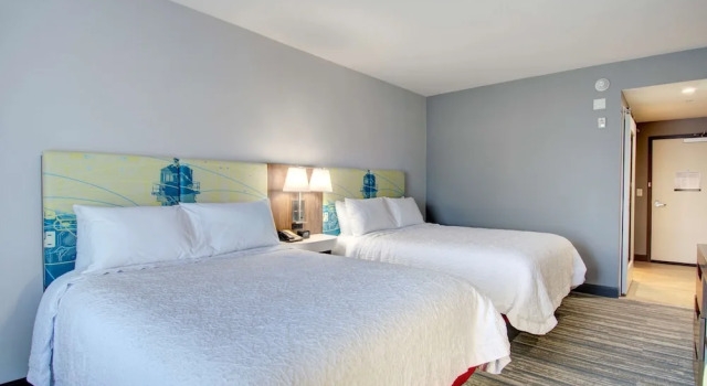 Четырёхместный номер Accessible Hampton Inn & Suites Portland West
