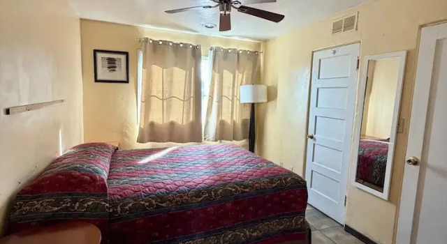 Номер Superior Mission Bell Motel