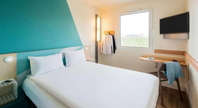 Двухместный номер Standard B&B HOTEL Köln-Porz