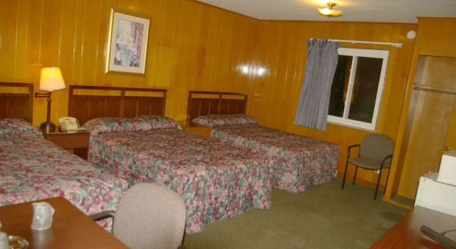 Шестиместный номер Standard Kenwood Motel