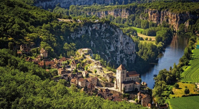 Well-kept, Detached Holiday Home With air Conditioning, Réserver Hôtel Lacapelle-Marival Lot