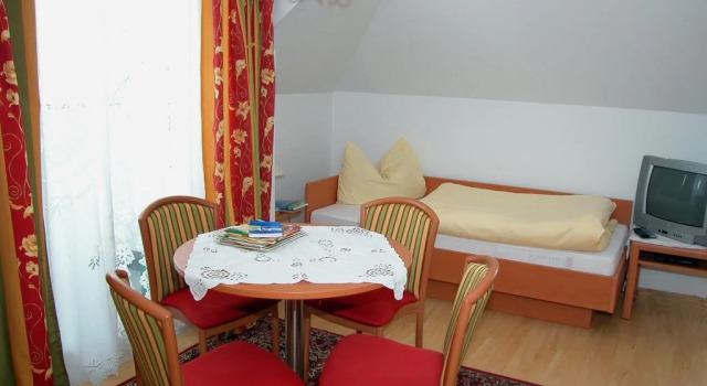 Pension Hiesel-Villa Untersbergblick, Забронировать Отель Антеринг Район Флахгау