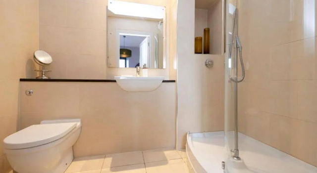 Апартаменты ALTIDO Luxury 2BR home on George Street