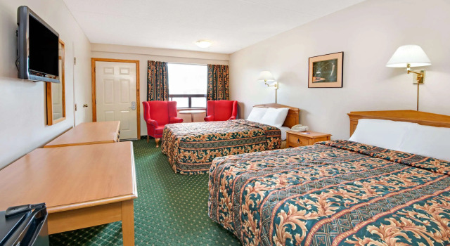 Standard quadruple chambre Knights Inn - Park Villa Motel, Midland