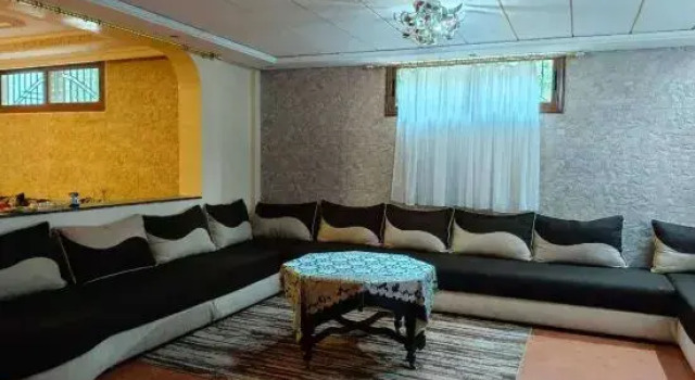 Кровать в общем номере (мужской номер) Morocco Casablanca Polar Bear Airport Homestay