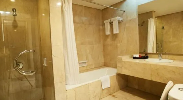 Люкс Grand Grand Asia Hotel Jakarta