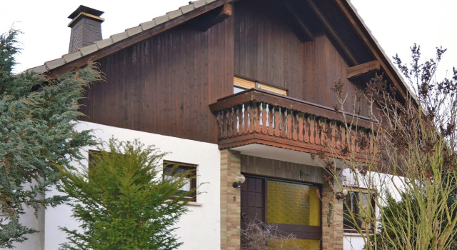 Spacious Holiday Home in Neukirchen with Forest Near, Rezervovat Hotel Hotely v Hesensko s parkováním, Parkování