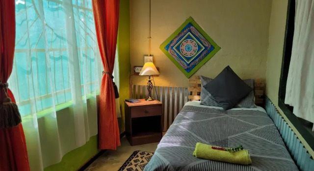 Aberdeen Self Catering, Prenota Hotel Aberdeen Eastern Cape