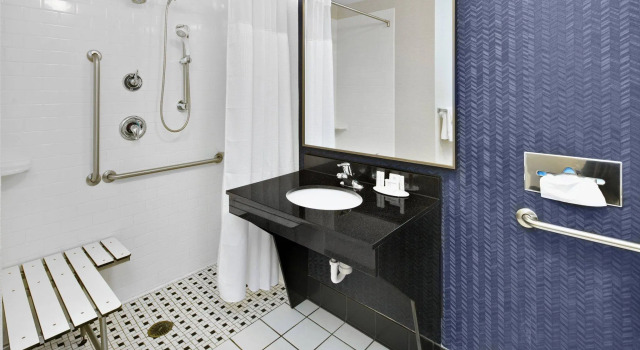 Четырёхместный номер Standard Fairfield Inn & Suites by Marriott Marietta