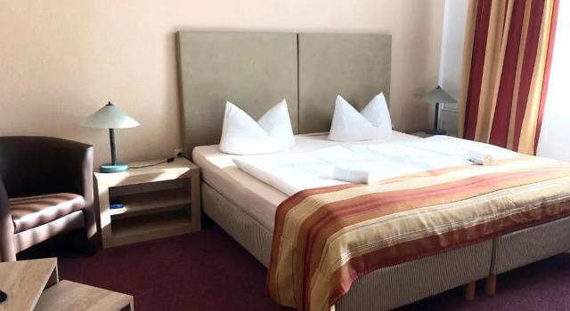 Двухместный номер Standard Hotel CENTRAL Bitterfeld
