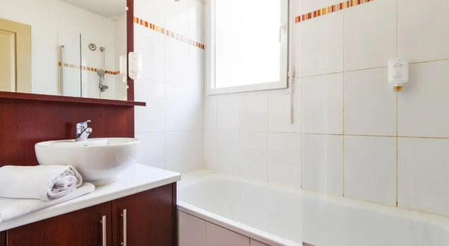 Апартаменты Superior c 1 комнатой Comfort Aparthotel Six-Fours