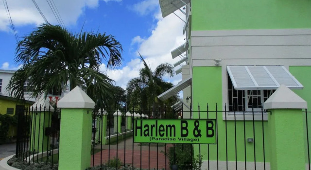 Harlem B & B, Prenota Hotel St. Lawrence Gap Christ Church