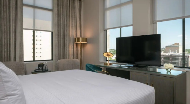 Двухместный номер Petite Tulsa Club Hotel Curio Collection By Hilton