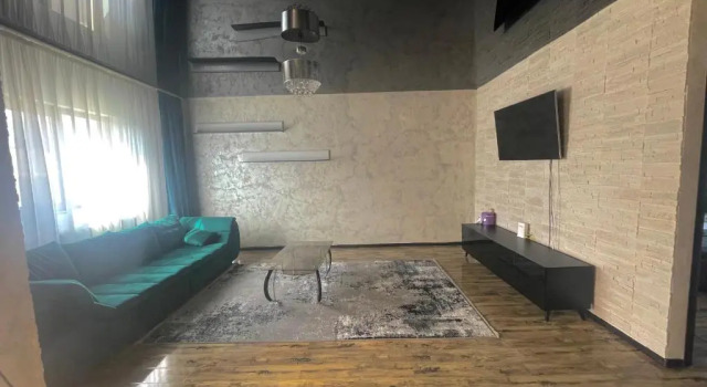 Коттедж M&A House