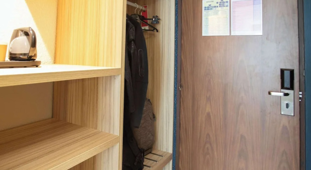 Номер Standard ibis Styles Besançon