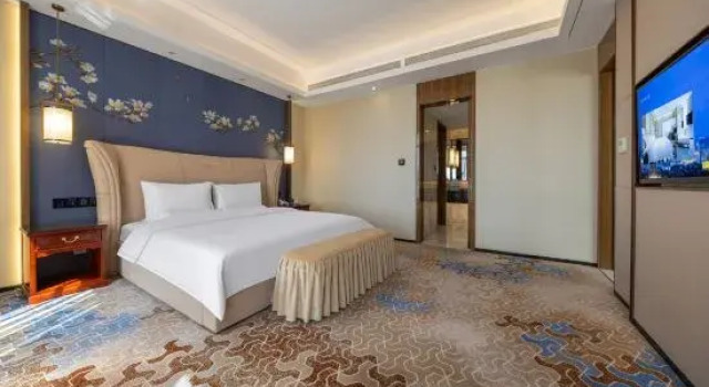 Люкс Deluxe Yunyi Zizai Hotel (Kangbashi Kete)