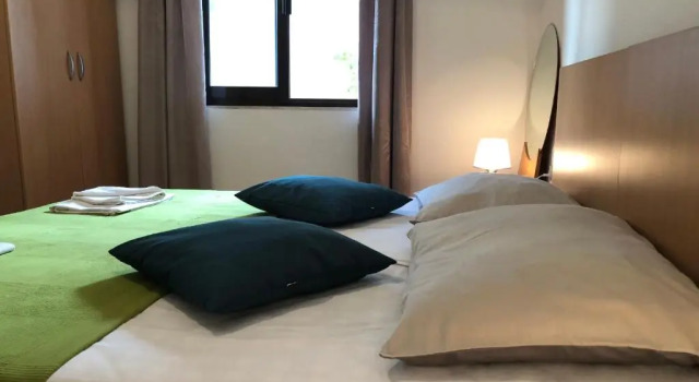 Апартаменты 4 Sisters Apartments