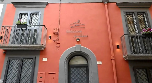 B&B Palazzina Avallone, Забронировать Отель «постель и завтрак» Отели Неаполя 3 звезды, рядом с Кафедральный собор Неаполя, 3*