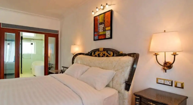 Люкс с видом на сад White Pearl Suites