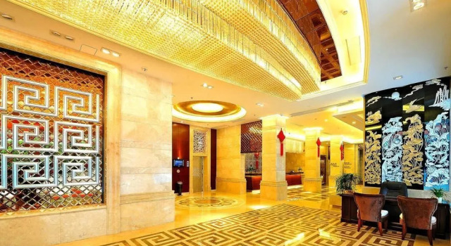 Peninsula Hotel - Zhaoqing, Buchen Sie Hotel Zhaoqing Guangdong